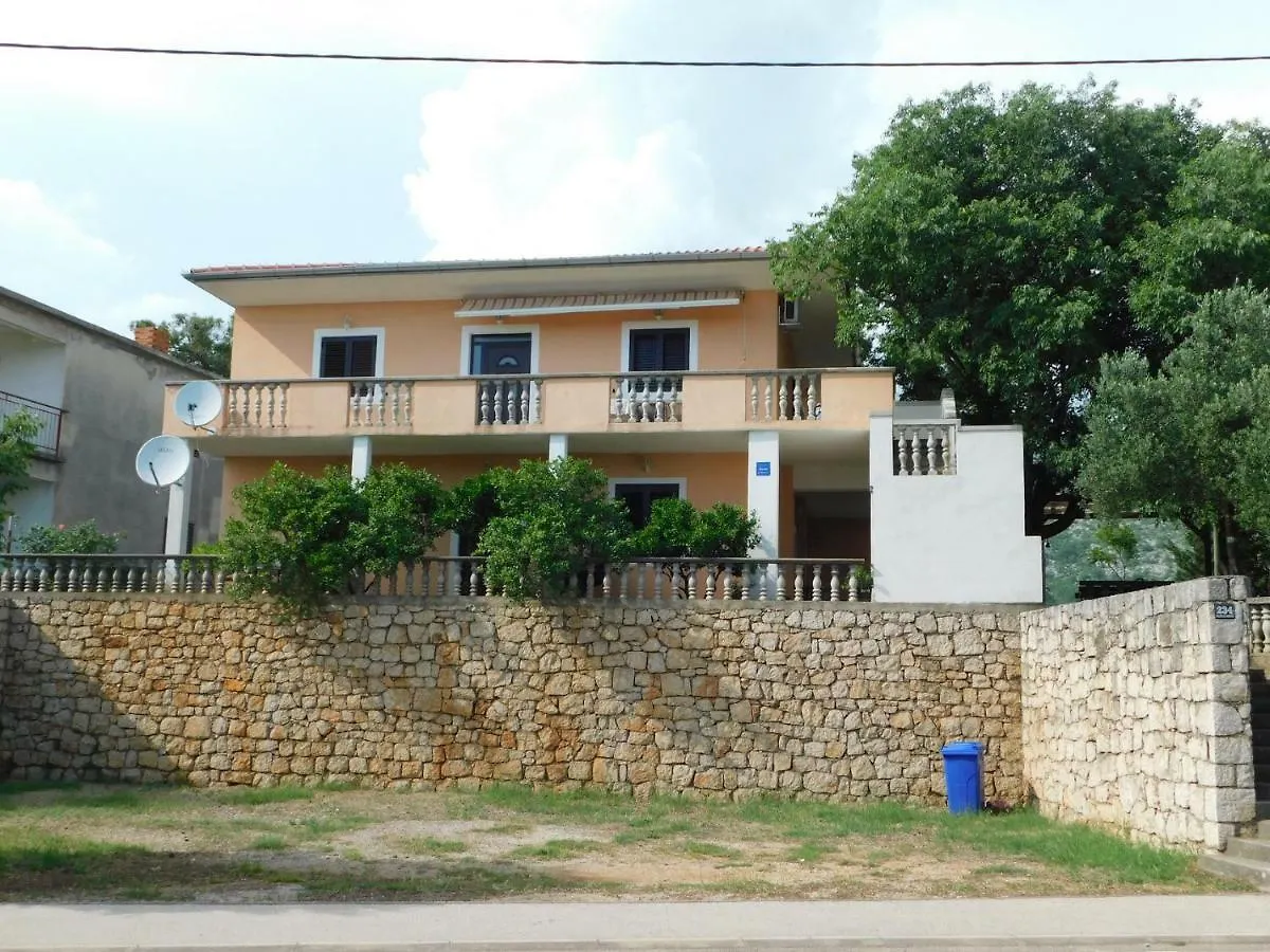 Apartmani Spomenka 塞利讷 公寓