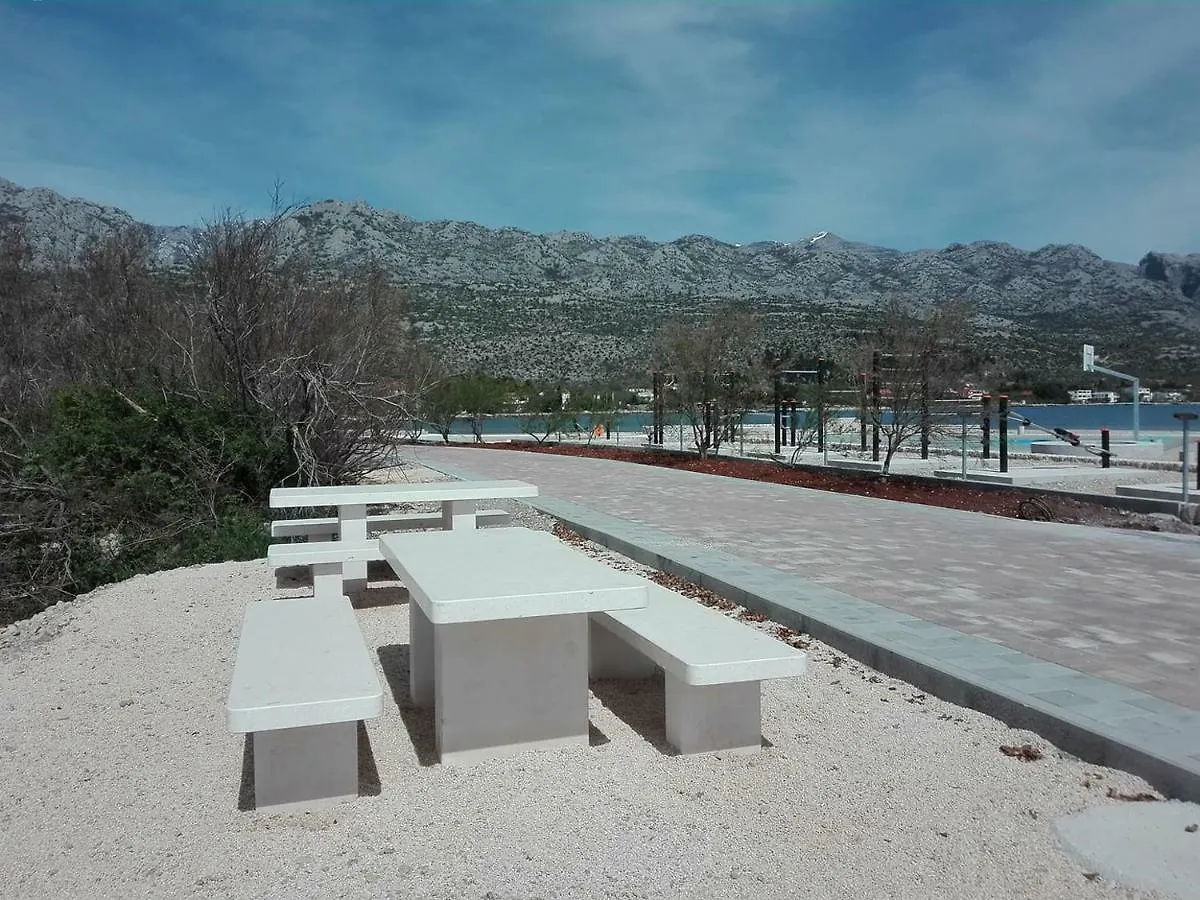 Apartmani Spomenka سيلين شقة