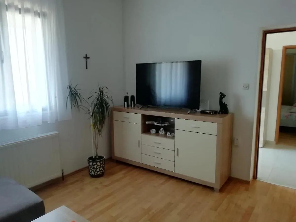 Apartmani Spomenka Seline Apartment