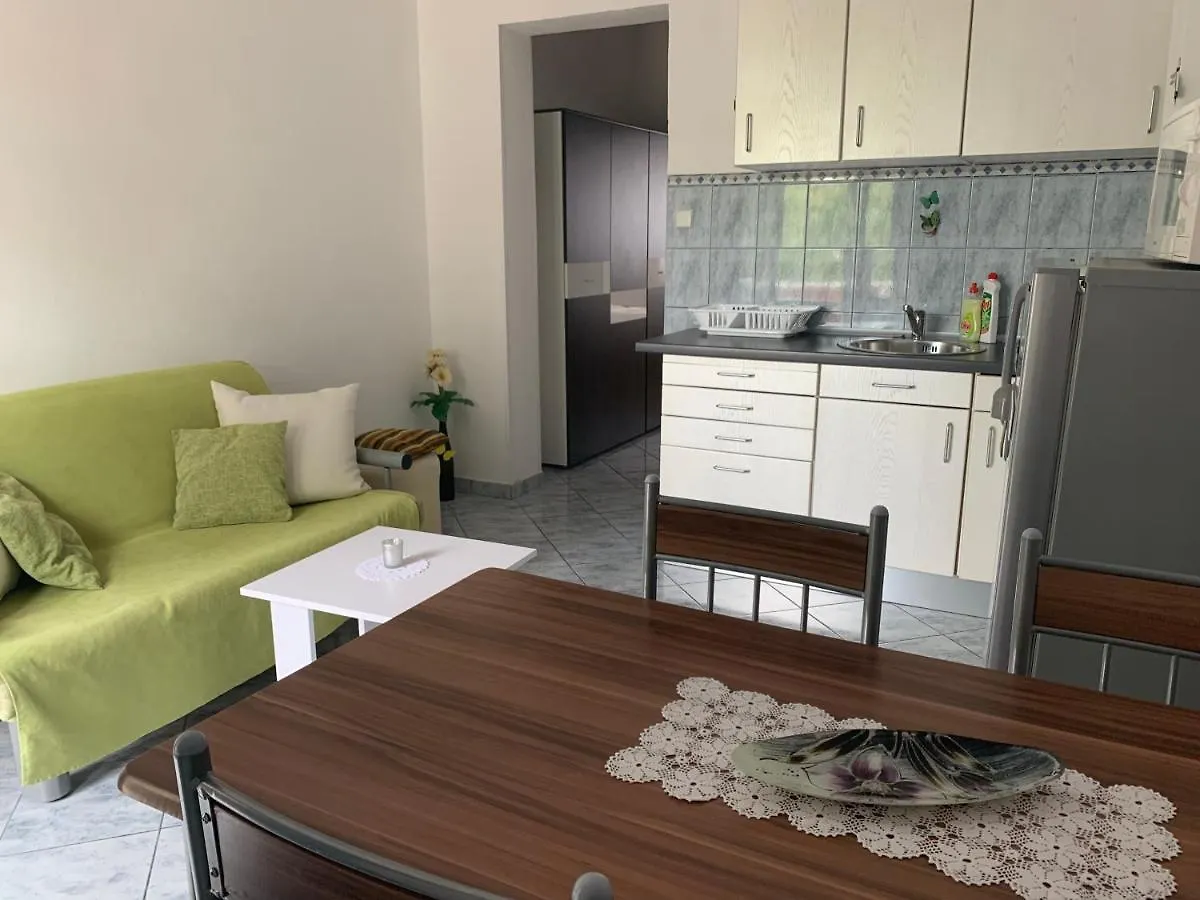Apartmani Spomenka Seline
