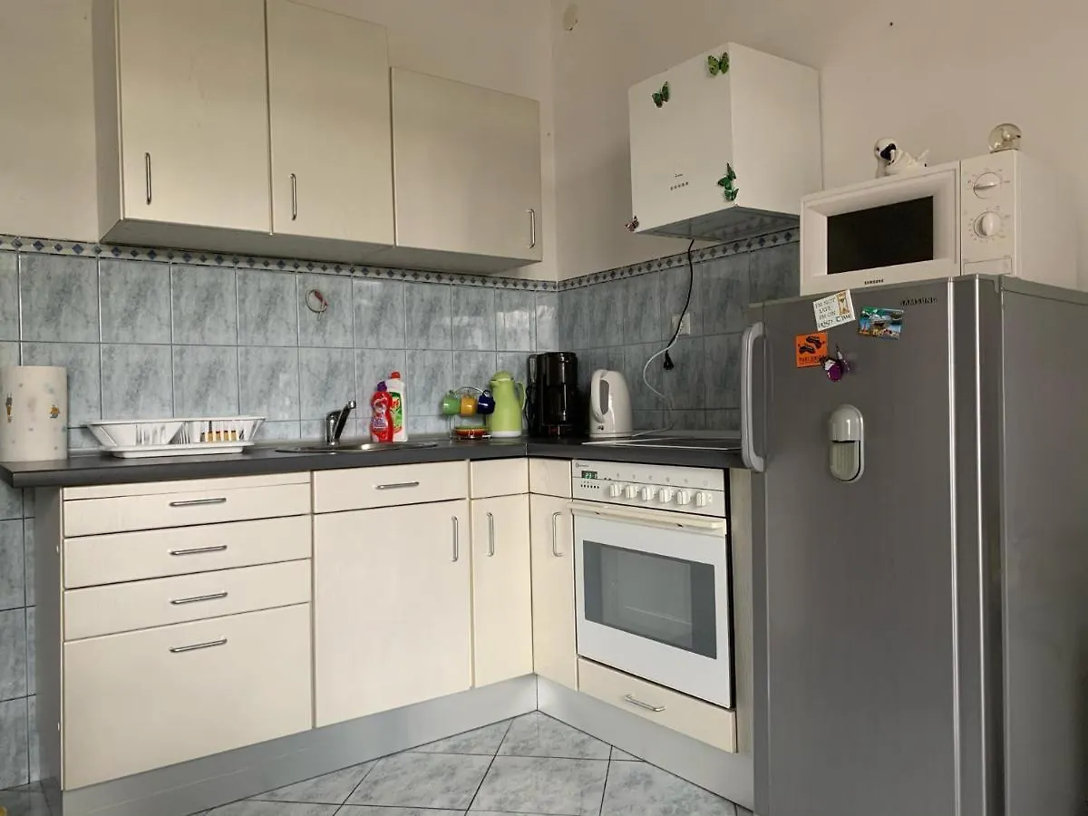 Apartmani Spomenka Seline 0*,  Croatia